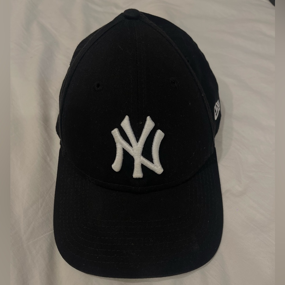 Black New York Yankees Cap